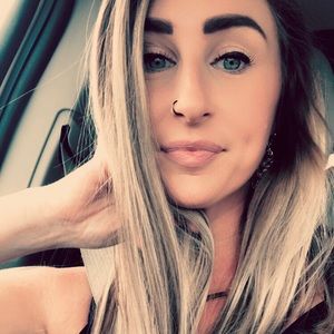 Meet your Posher, Chelsey